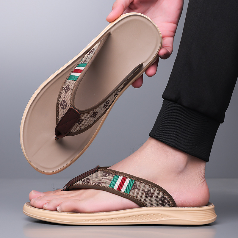 Men's Casual Breathable Comfortable Sandals: Hong Kong-Style Flip-Flops, Versatile Casual Beach Shoes, Non-Slip Men's Footwear