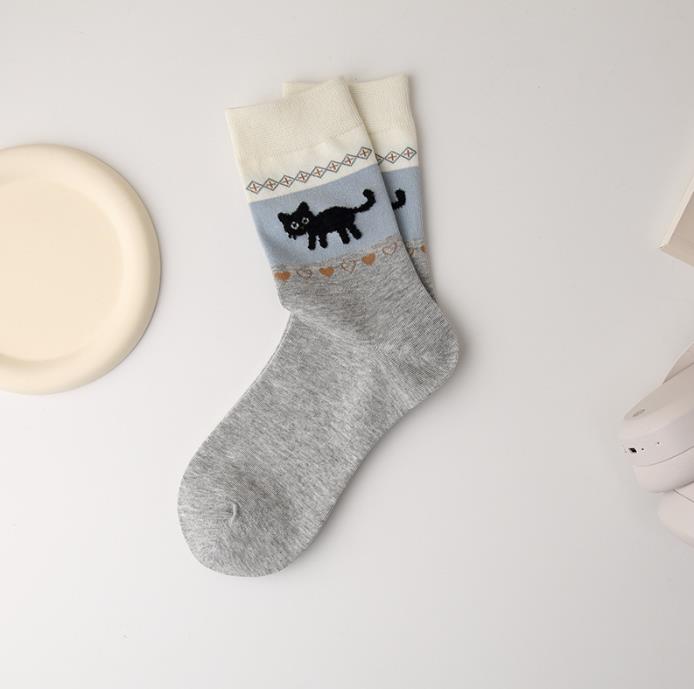 4 pairs  Spring/Autumn women’s socks: cute cartoon animal puppy socks and mid-calf kitten socks