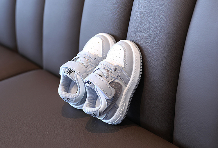Children's Breathable, Waterproof, Durable Sneakers: Flat Shoes, British Style, Non-Slip Skate Shoes, First Walking Shoes, Kids' Shoes