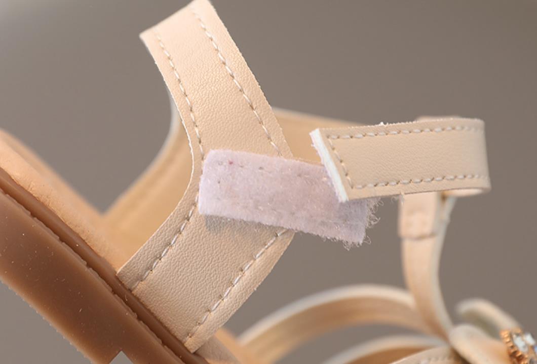 New girls' hollow out anti slip and wear-resistant sandals Korean version bow princess shoes soft sole single shoe