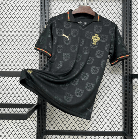 🖤 NIGHT OF CHAMPIONS • WORLD CUP 2026 EDITION ⚽🇵🇹 Portugal Black Jersey – Fan Football Kit 🔥 Sleek Dark Design 🏆 Breathable Premium Sports Wear