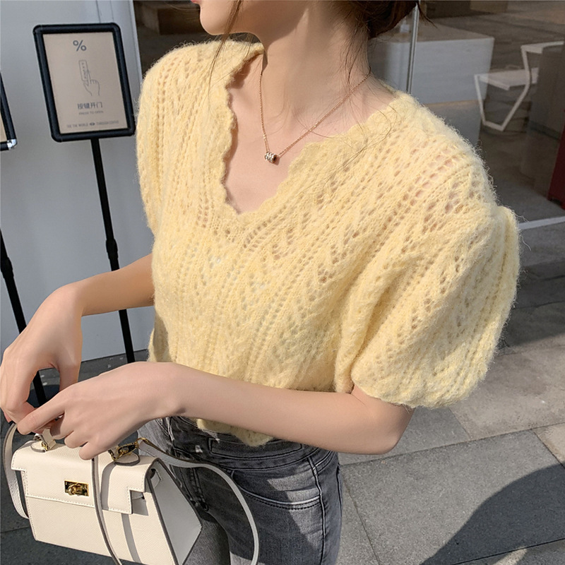 Summer European and American popular crochet hollow knitwear women's short fitted V-neck thin short-sleeved top sweater