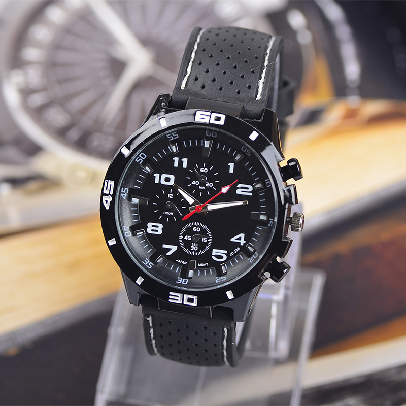2 * PCS men's watches, cool racing watches, personalized outdoor sports watches, trendy and fashionable men's high school watches, quartz men's watches