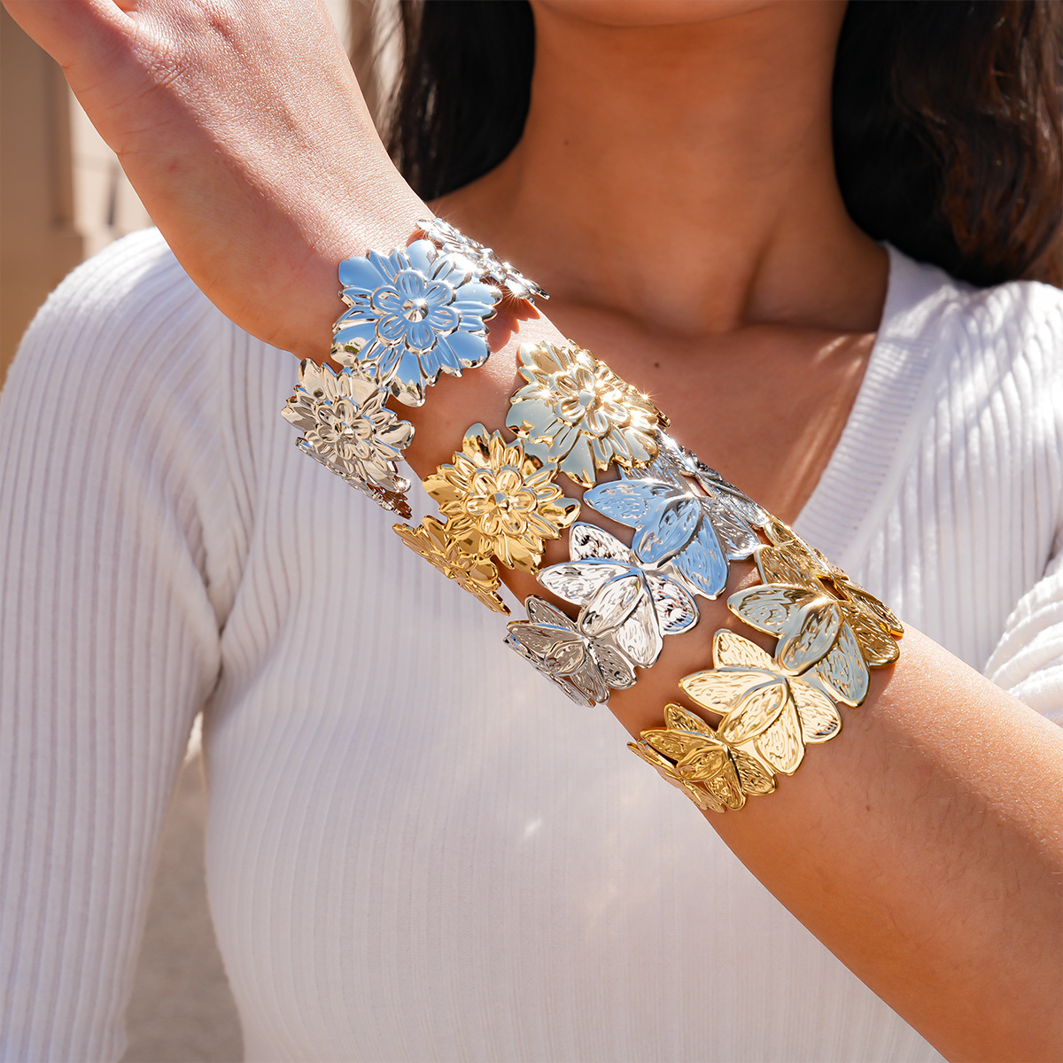 European and American metal patterned geometric flower bracelet with high-end temperament, fashionable and versatile design, handmade accessories for women