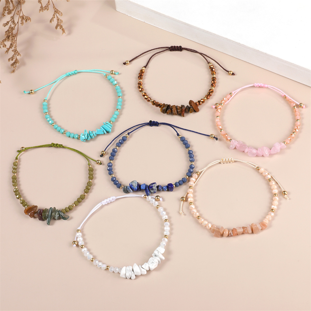 Manufacturer's spot wholesale natural stone, crushed stone, crystal bead weaving bracelet, European and American cross-border adjustable bracelet, hand rope