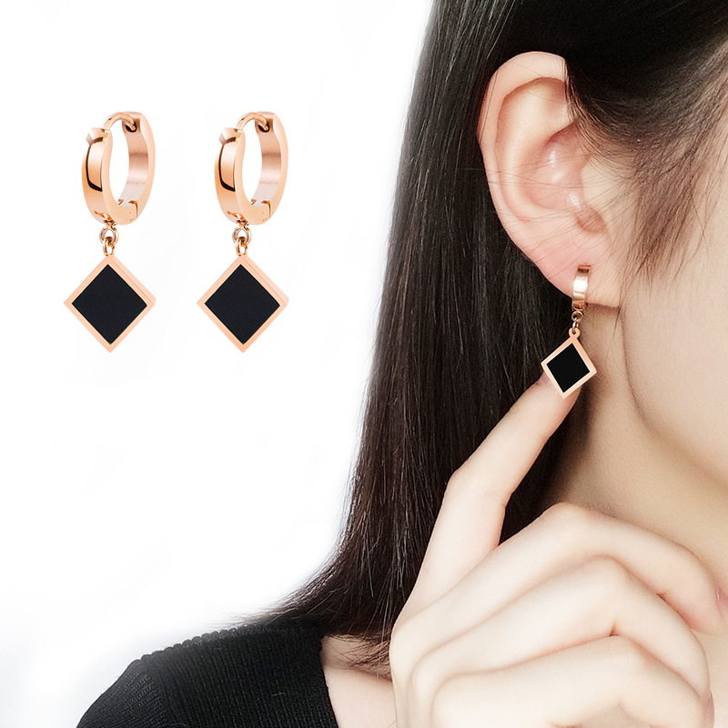 Minimalist black diamond titanium steel earrings for women, fashionable rose gold earrings, trendy earrings wholesale earrings