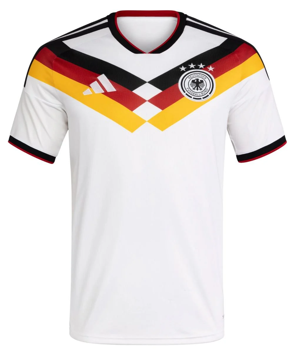🤍 GERMAN MACHINE • WORLD CUP 2026 EDITION ⚽🇩🇪 Germany White Home Jersey – Fan Football Kit 🔥 Lightweight Breathable Sports Wear 🏆 Premium Replica Style