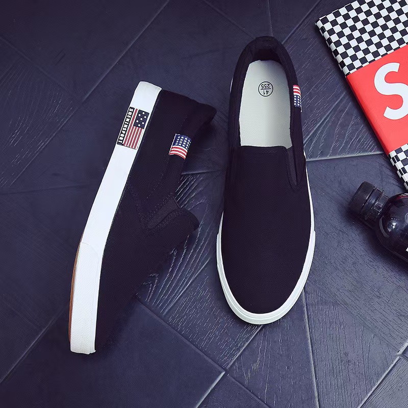 Men's Korean-Style Canvas Slip-On Shoes, Casual Flat Loafers for Students & Young Adults, Comfortable Breathable Low-Top Sneakers, Versatile Black/White/Blue Plimsolls for Daily Wear