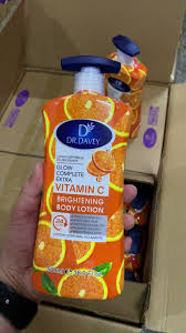 DR.DAVEY Vitamin C Brightening Body Lotion 500ml -This is a hydrating and brightening body lotion formulated with Vitamin C, Vitamin E and Shea Butter to improve skin tone, reduce dullness, and deeply