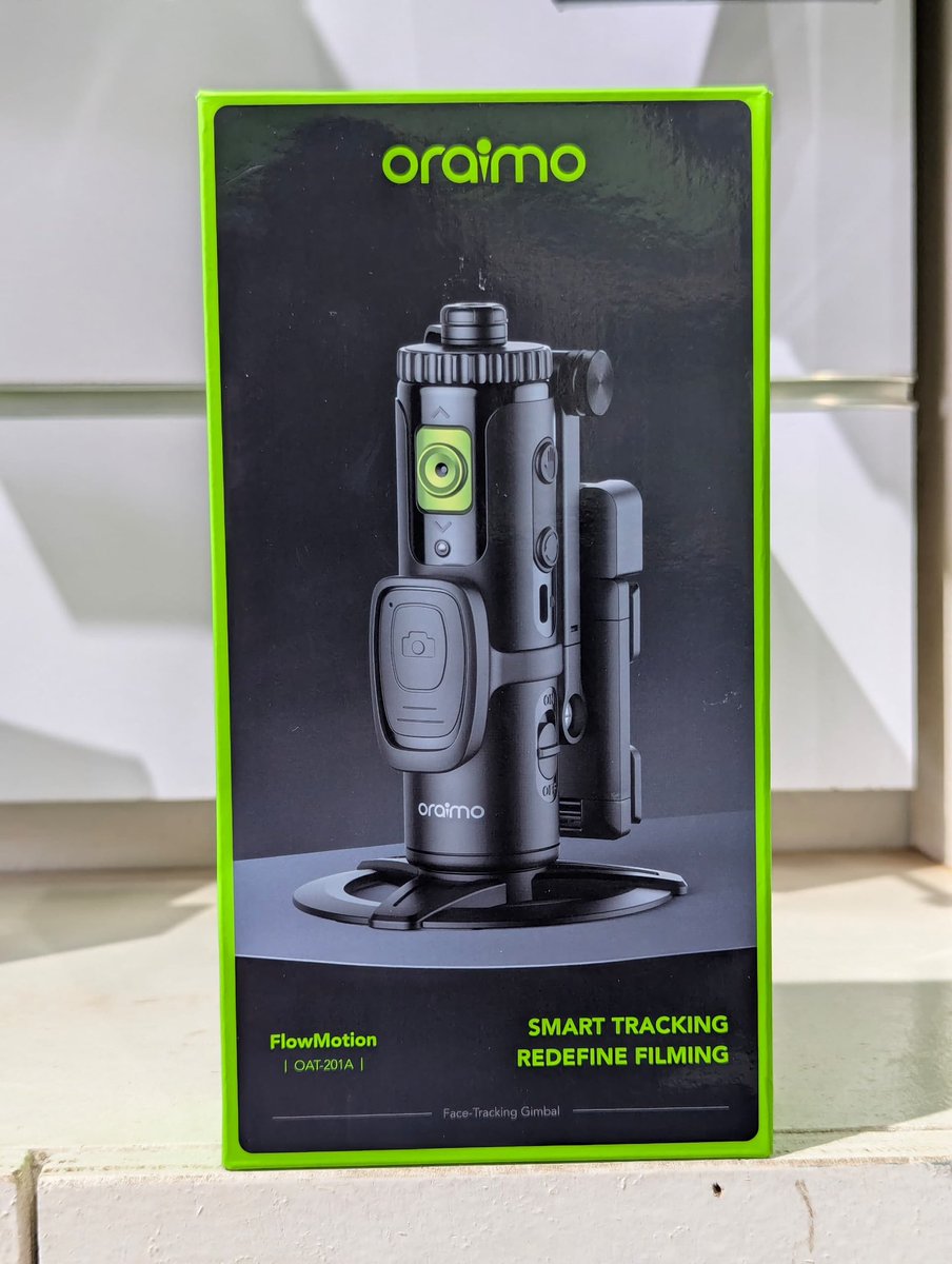 Oraimo Flow Motion Smart Gimbal Stabilizer OAT-201A Portable Handheld Selfie Stick Tripod with Face Tracking & Smooth Video Stabilization