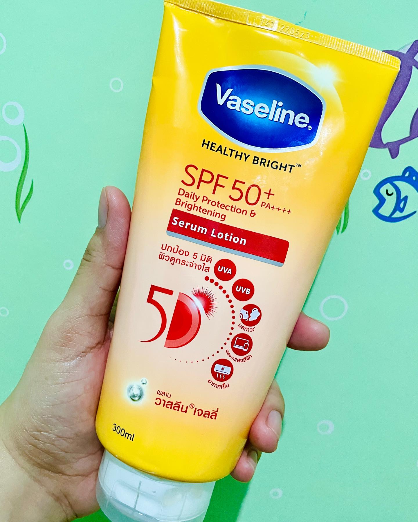 Vaseline Healthy Bright SPF50+ PA++++ Serum Sunscreen Body Lotion UV Protection Whitening Moisturizing Sunblock Anti Dark Spots Fast Absorbing Non Greasy Daily Use for All Skin Types 300ml