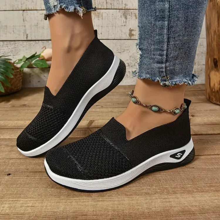 Women’s Breathable Slip-On Orthopedic Sneakers Lightweight Mesh Casual Walking Shoes Comfortable Soft Sole Loafers for Ladies Everyday Wear Non-Slip Fashion Flat Shoes from Sizes 37-43 Beige and pink.
