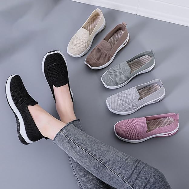Women’s Breathable Slip-On Orthopedic Sneakers Lightweight Mesh Casual Walking Shoes Comfortable Soft Sole Loafers for Ladies Everyday Wear Non-Slip Fashion Flat Shoes from Sizes 37-43 Beige and pink.
