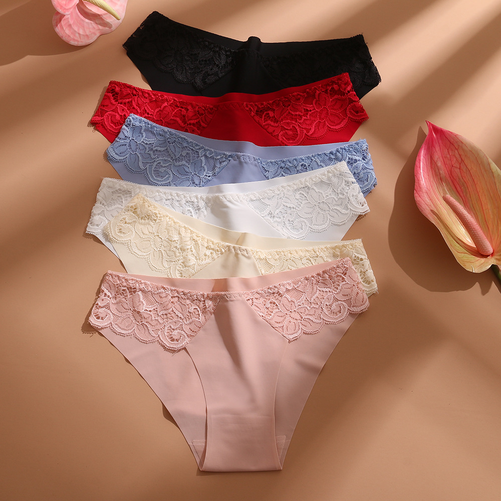New Arrival Women's Seamless Underwear Thongs Panties Assorted Lace Splice G-string Invisible Briefs Underwear Panties Ladies Soft Breathable Ice Silk Hollow-out Triangle Panties M147