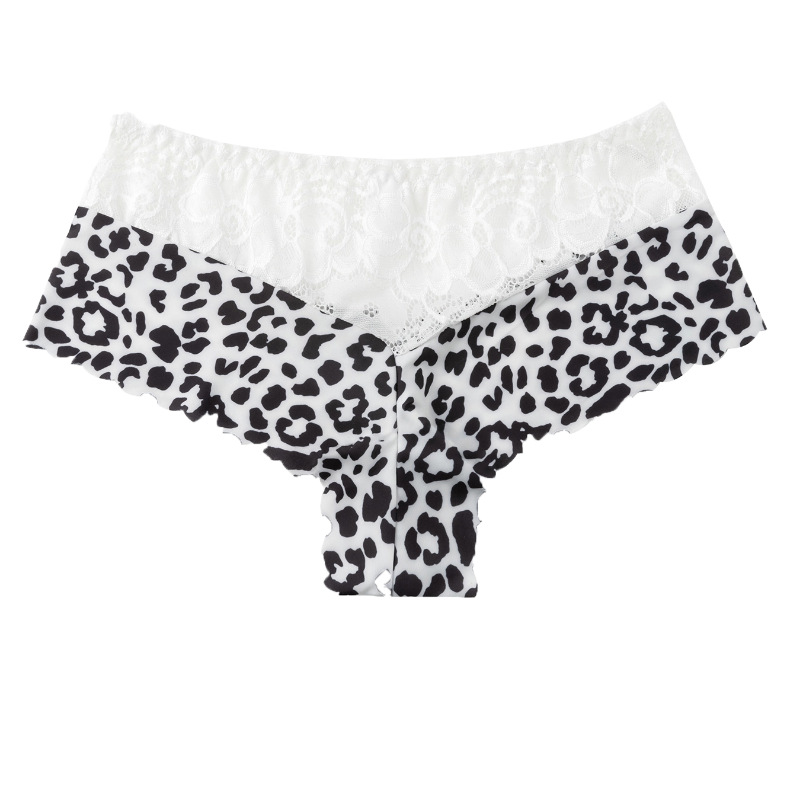 Sexy Women's LEOPARD Seamless Underwear Thongs Panties Assorted Lace Shorts Boxer Splice G-string Invisible briefs Underwear Clothing Ladies Super Soft Low Waist Ice Silk Breathable Panties M138