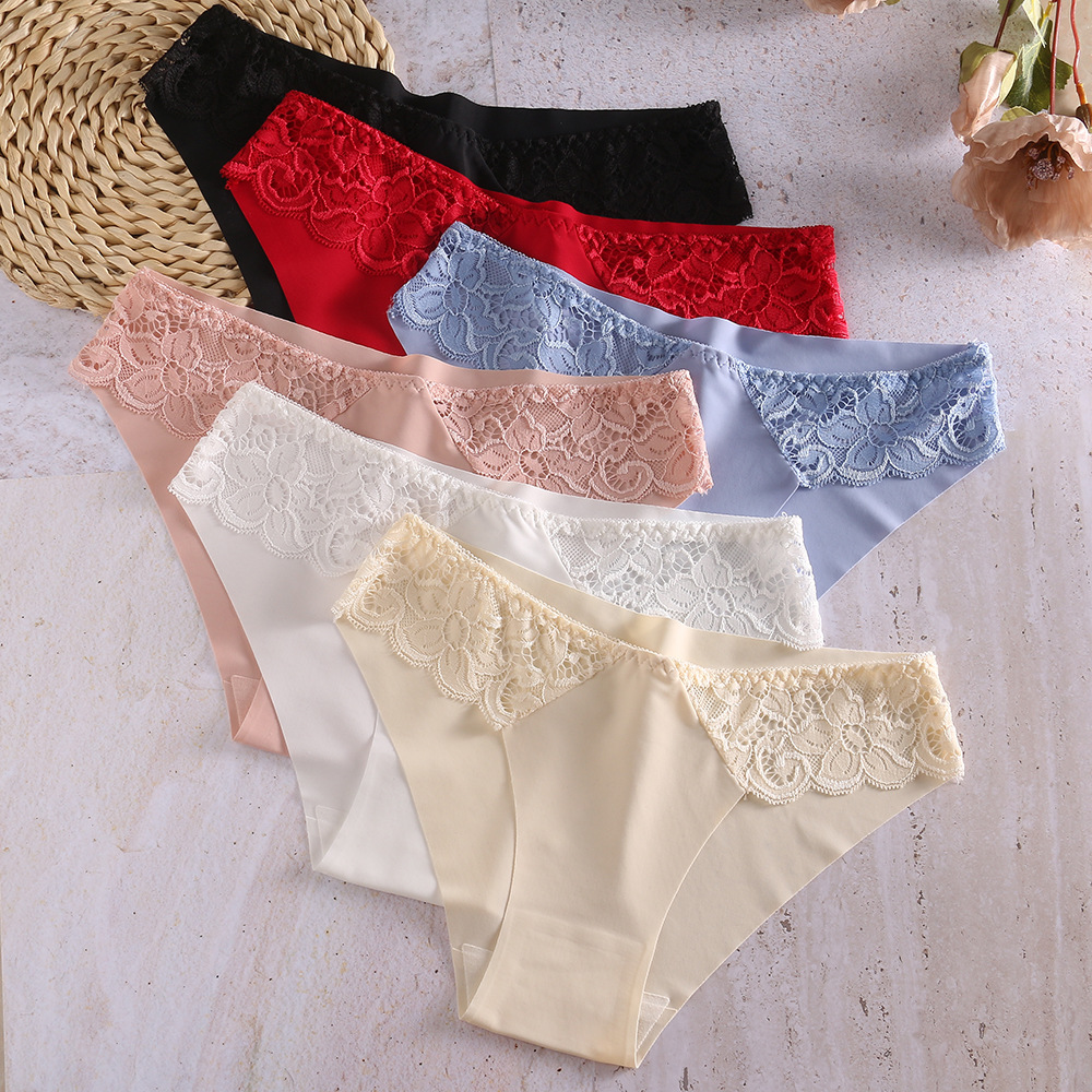 New Arrival Women's Seamless Underwear Thongs Panties Assorted Lace Splice G-string Invisible Briefs Underwear Panties Ladies Soft Breathable Ice Silk Hollow-out Triangle Panties M147