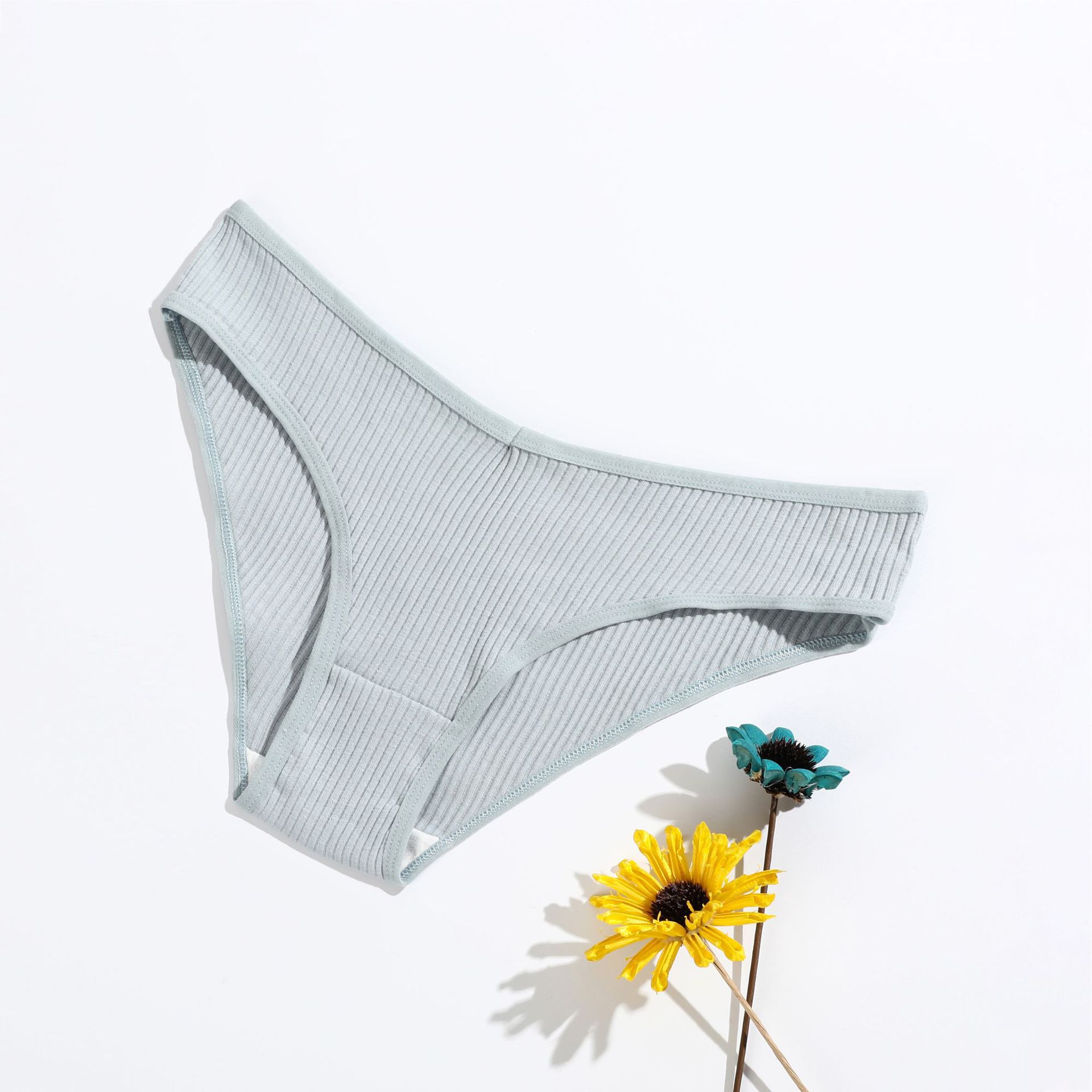 Good Quality Women's Seamless Underwear Thongs Panties Assorted Lace Splice G-string Invisible Briefs Underwear Panties Ladies Soft Breathable Cotton Triangle Panties M148