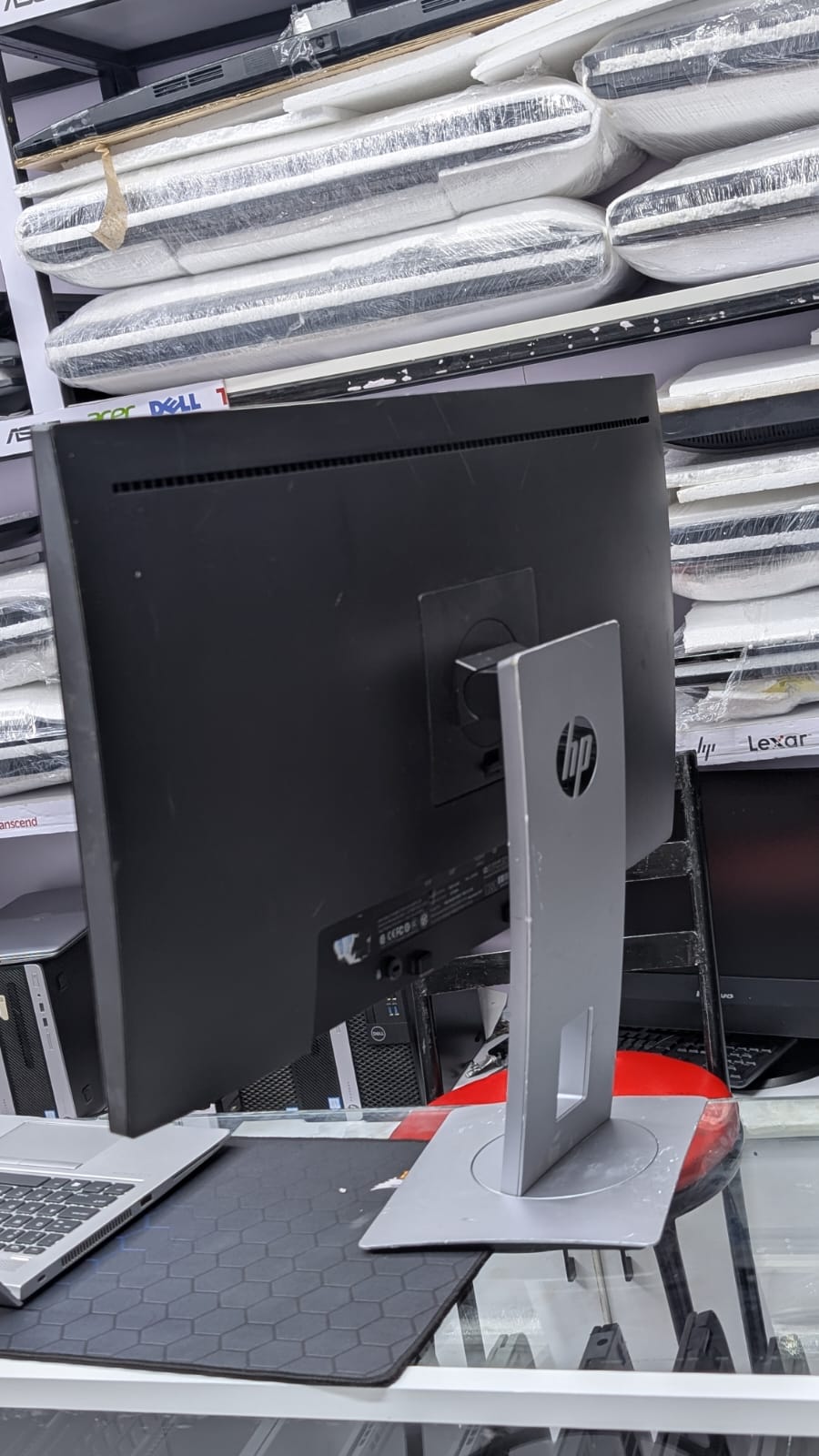 HP Z27n 27"INCH SCREEN MONITOR WITH 2560x1440 2K DISPLAY