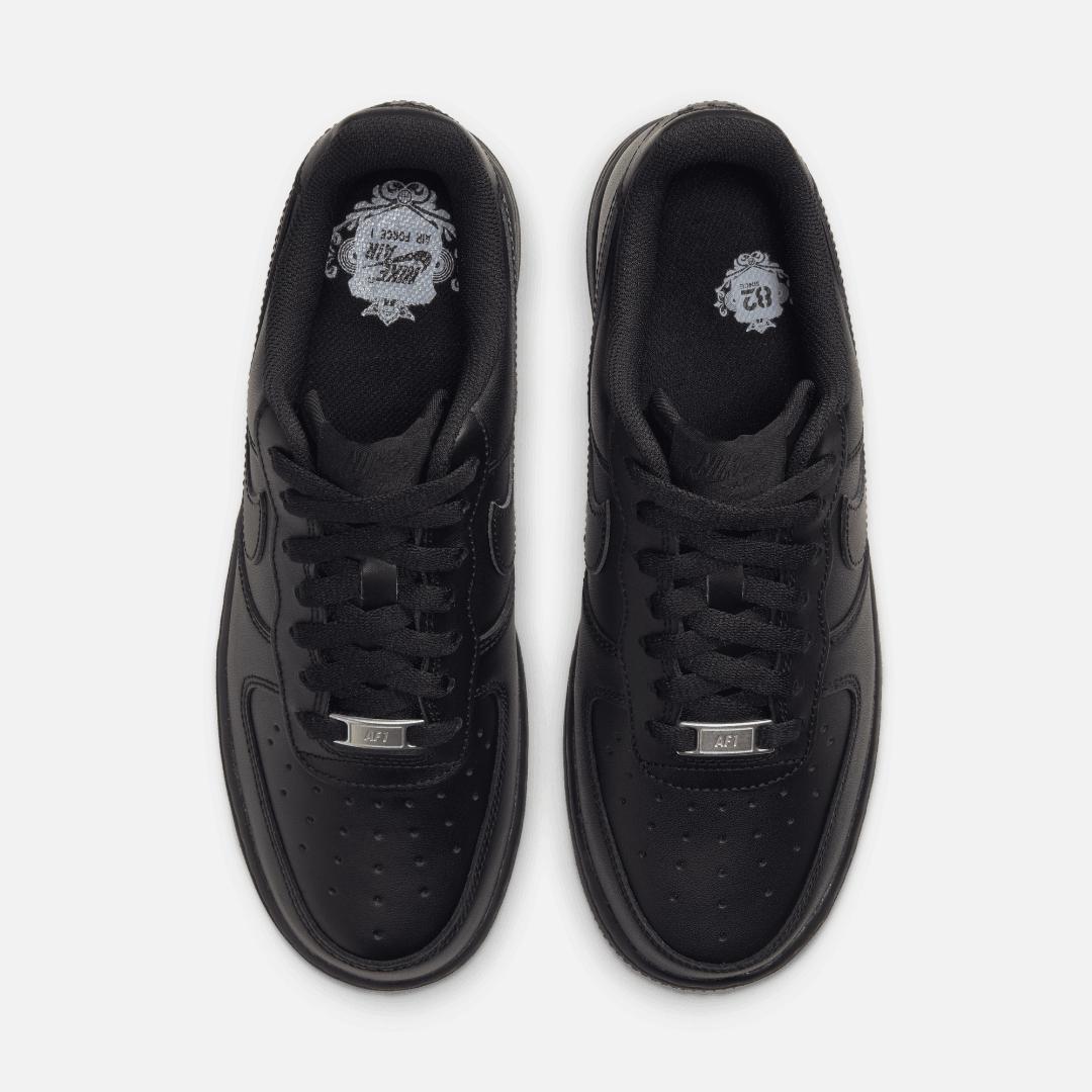 Airforce 1'07 Low White and Black Sneakers, Leather Airforce  Sneakers (Best Shop for Quality Sneakers, Boots, Oxfords and Shoes Accessories)