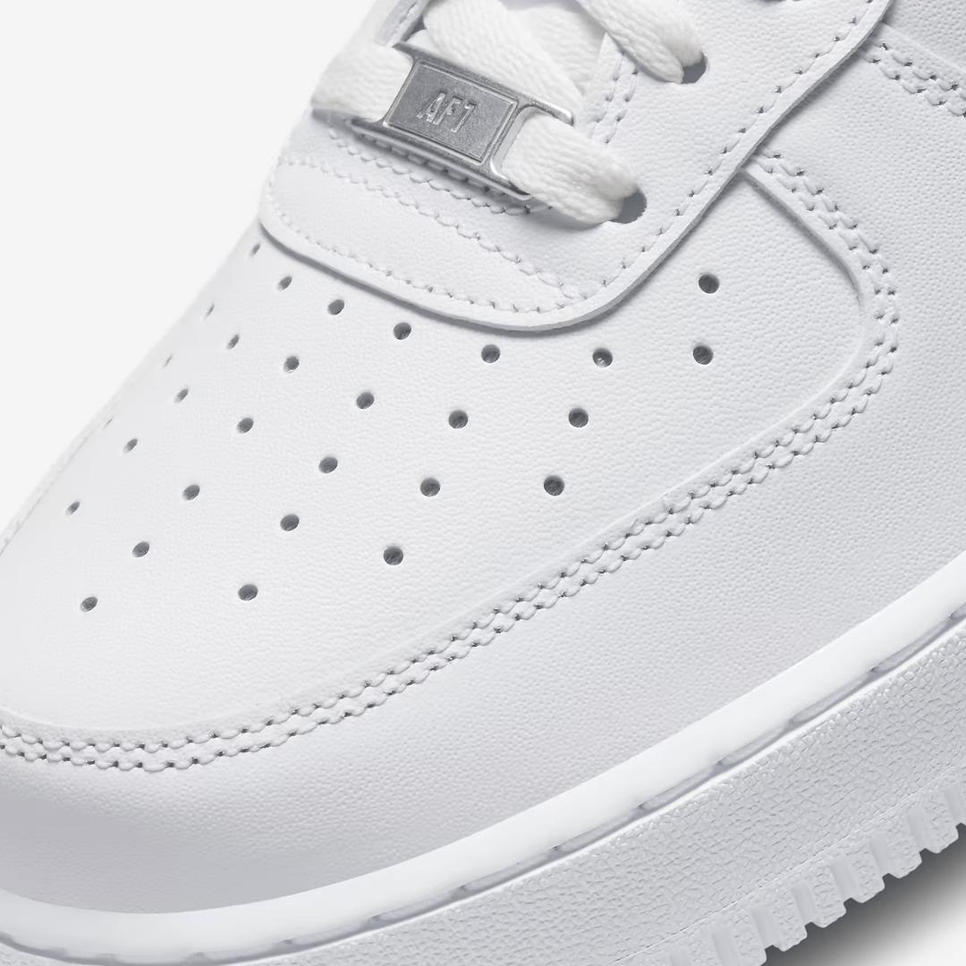 Airforce 1'07 Low White and Black Sneakers, Leather Airforce  Sneakers (Best Shop for Quality Sneakers, Boots, Oxfords and Shoes Accessories)