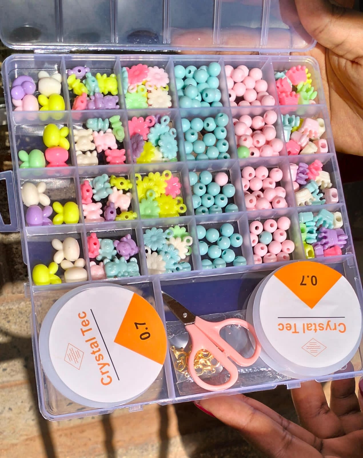 Clay beads different Color kit, for bracelet, different shapes with Charms Kit, letters and Elastic Strings for Jewelry Making Bracelets Necklace,gifts for womens and Girls