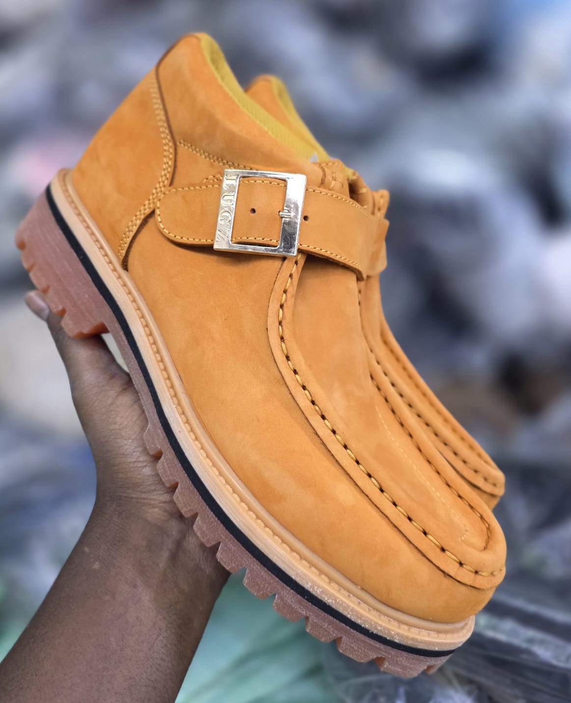 MEN BEST QUALITY CASUAL LOWCUT TIMBERLAND LUGZ BOOTS  WITH BUCKLE STRAP GRAB YOUS TODAY