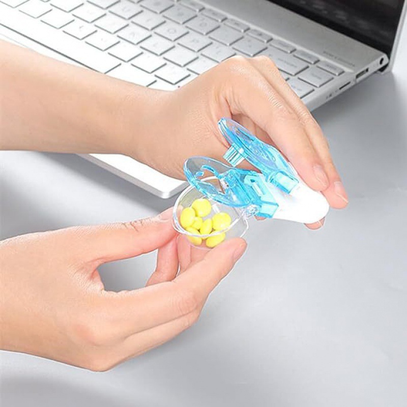 Portable Pill Cutter & Blister Pack Opener, Easy Pill Remover for Elderly & Disabled, Hygienic Medicine Taking Tool