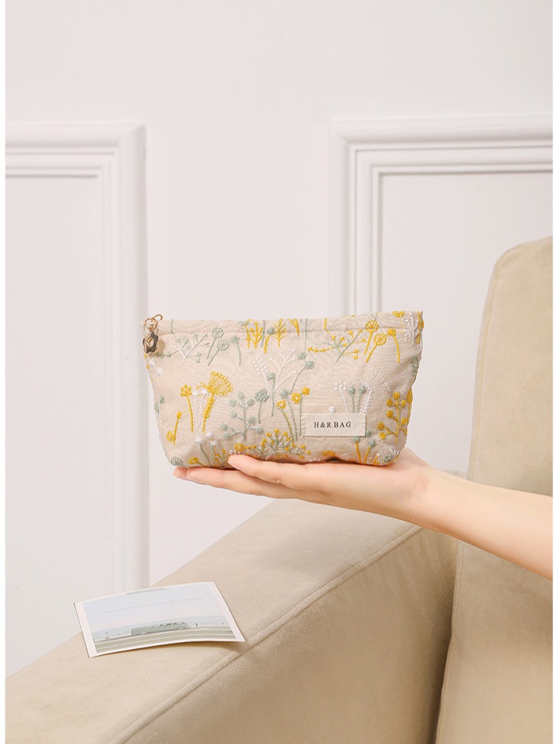 Ramie cotton and linen plant embroidery cosmetic bag hand-held portable canvas storage bag lipstick skin care products toiletry bag