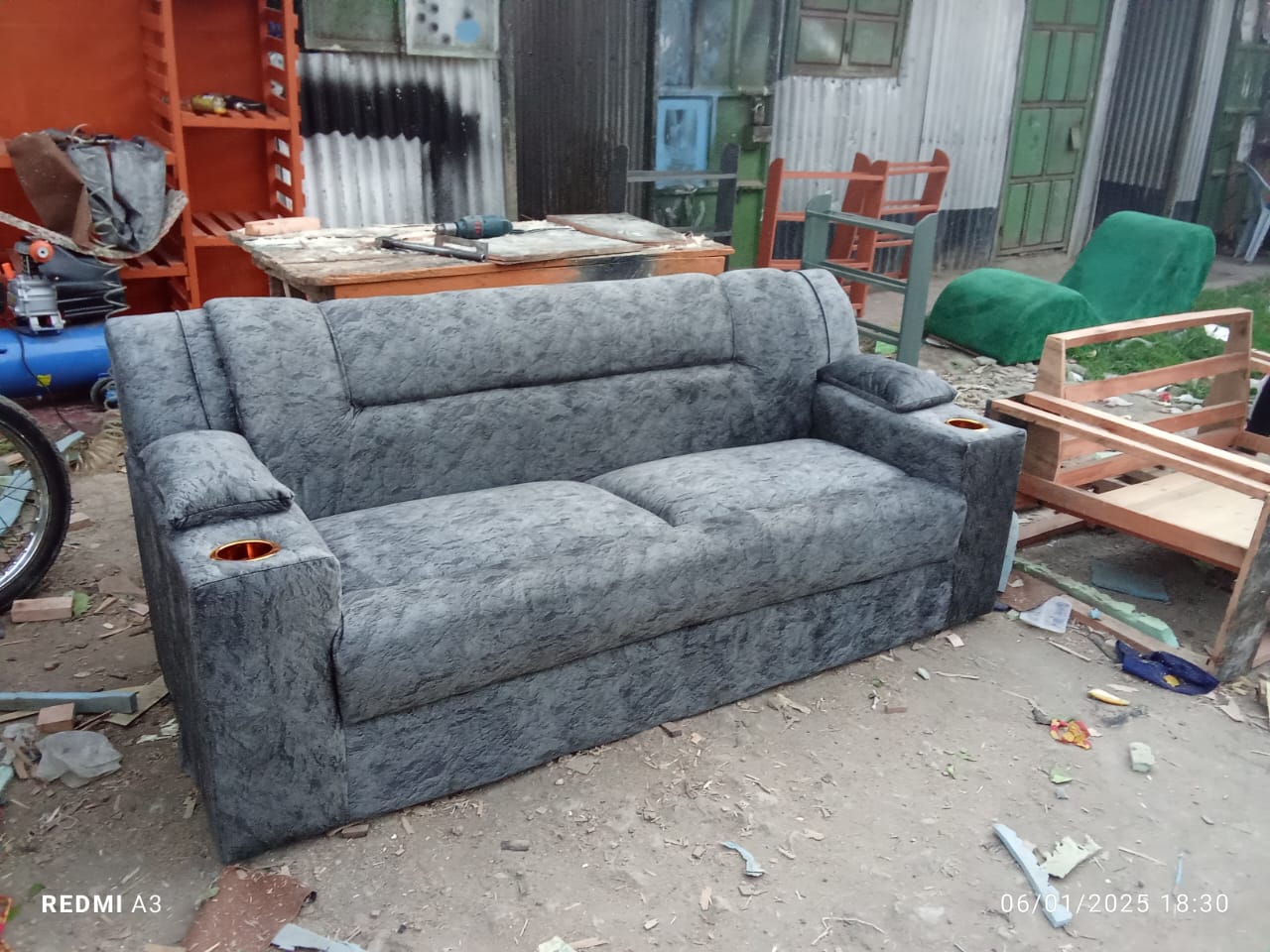 new design two seater sofa set on offer