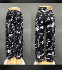 Classic High-Quality Multifunctional Women’s Cargo Pants, Stylish Abstract Print & Camouflage Design – Comfortable Streetwear Fit