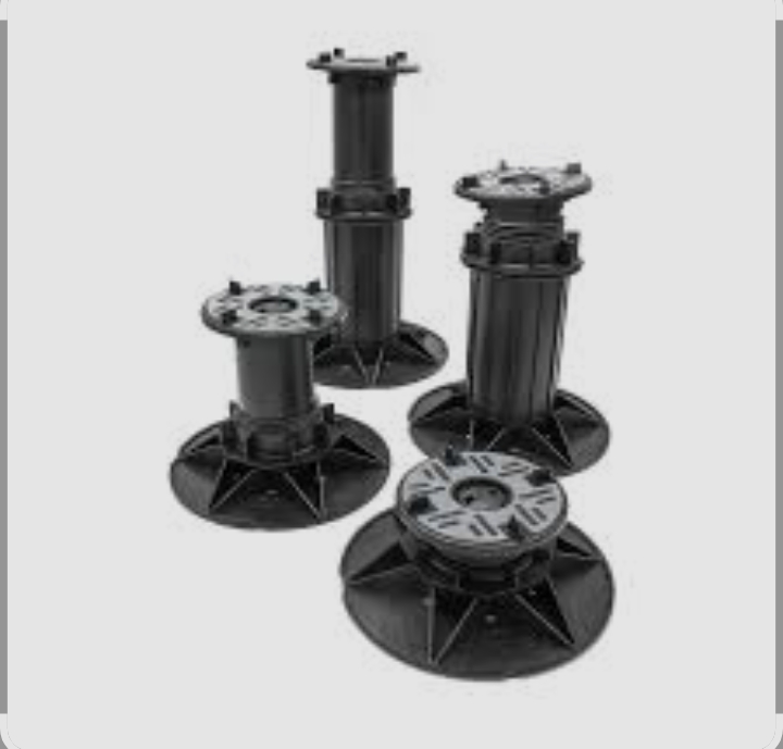 Pack of 4 Adjustable Kitchen Cabinet Legs 100mm - Black Plastic Furniture Feet with Plinth Clips | Heavy Duty Cupboard Leveling Legs for Kitchen & Bathroom Units | Height Adjustable Plinth Leg Set