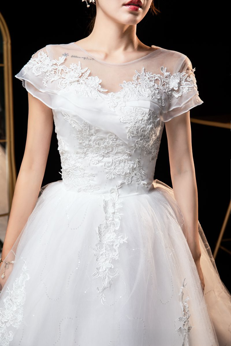 One-shoulder main wedding dress, new style bride, summer temperament, starry sky, tail, light and small, covering thick arms