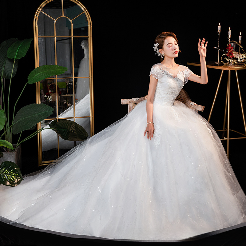 One-shoulder main wedding dress, new style bride, summer temperament, starry sky, tail, light and small, covering thick arms