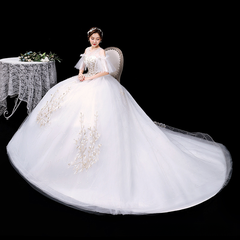 Light wedding dress, new bridal style, starry sky trailing forest style, one-shoulder, super fairy, dreamy, slim and simple