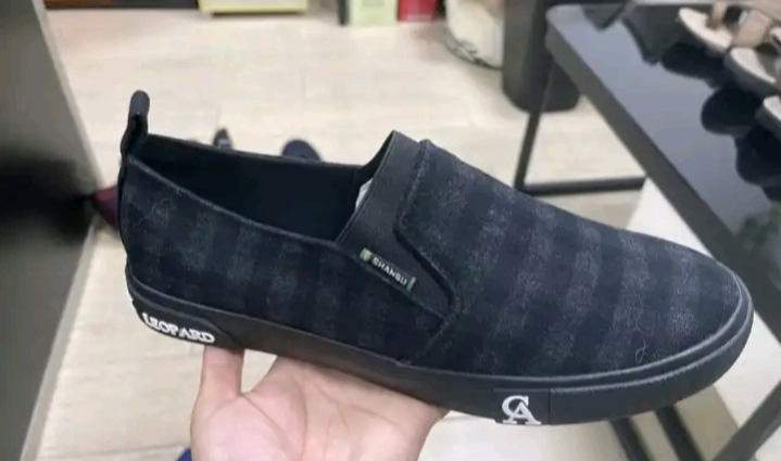 Elegant leopard mens shoes