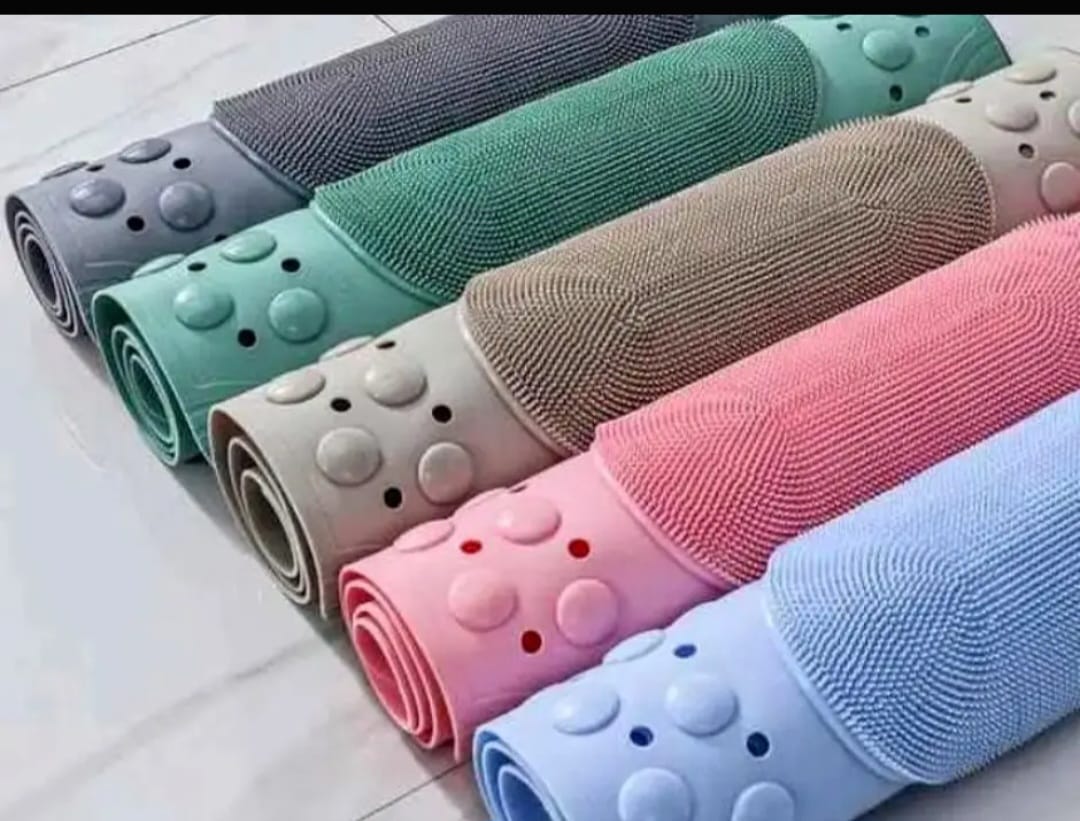 (50 by 80 cm) Anti-Slip Bathroom Mats+Foot Massage Bristles