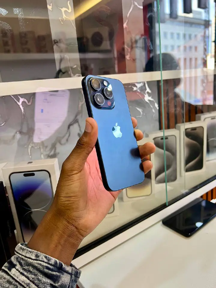 IPHONE 15 PRO DELIVERS A17 PRO SPEED, TITANIUM BUILD, PRO-LEVEL 48MP CAMERA, SMOOTH 120HZ DISPLAY, AND USB-C — BUILT FOR PERFORMANCE AND PREMIUM EVERYDAY USE.
