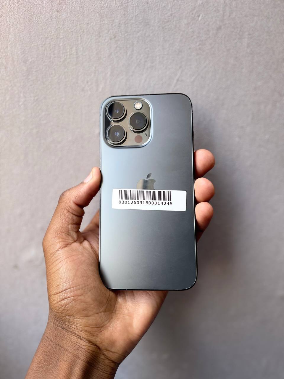 IPHONE 13 Pro IN EXCELLENT CONDITION, FULLY FUNCTIONAL WITH STRONG PERFORMANCE AND PREMIUM BUILD; MINOR BLACK SPOT ON SCREEN THAT DOES NOT AFFECT USABILITY OR OVERALL EXPERIENCE