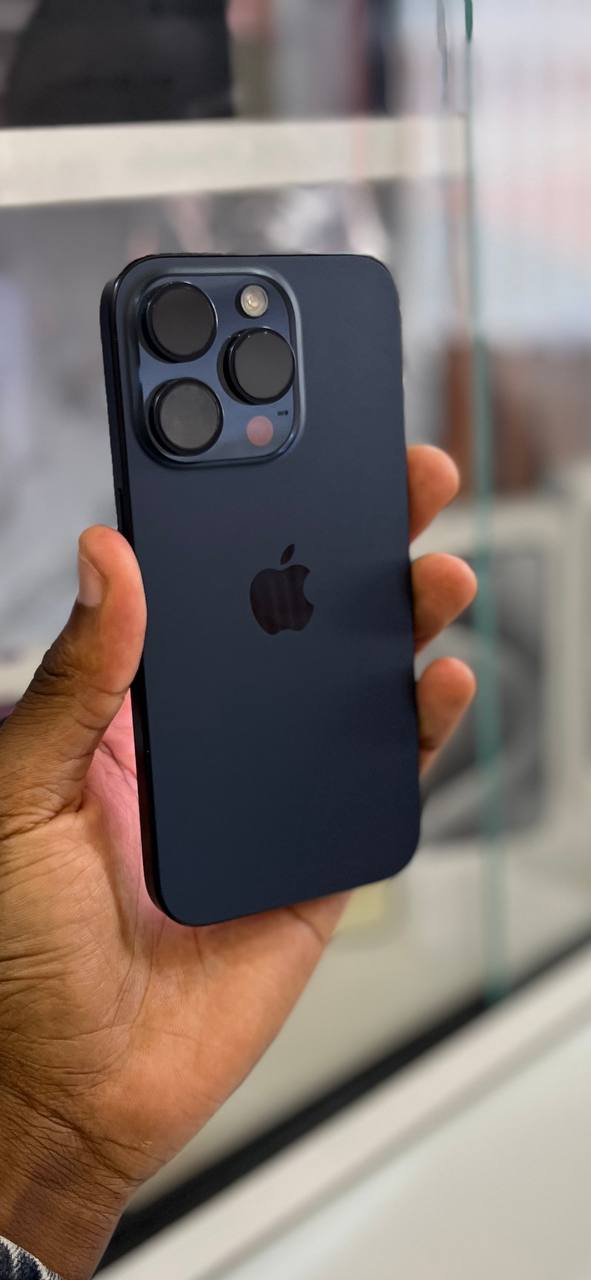 IPHONE 15 PRO DELIVERS A17 PRO SPEED, TITANIUM BUILD, PRO-LEVEL 48MP CAMERA, SMOOTH 120HZ DISPLAY, AND USB-C — BUILT FOR PERFORMANCE AND PREMIUM EVERYDAY USE.