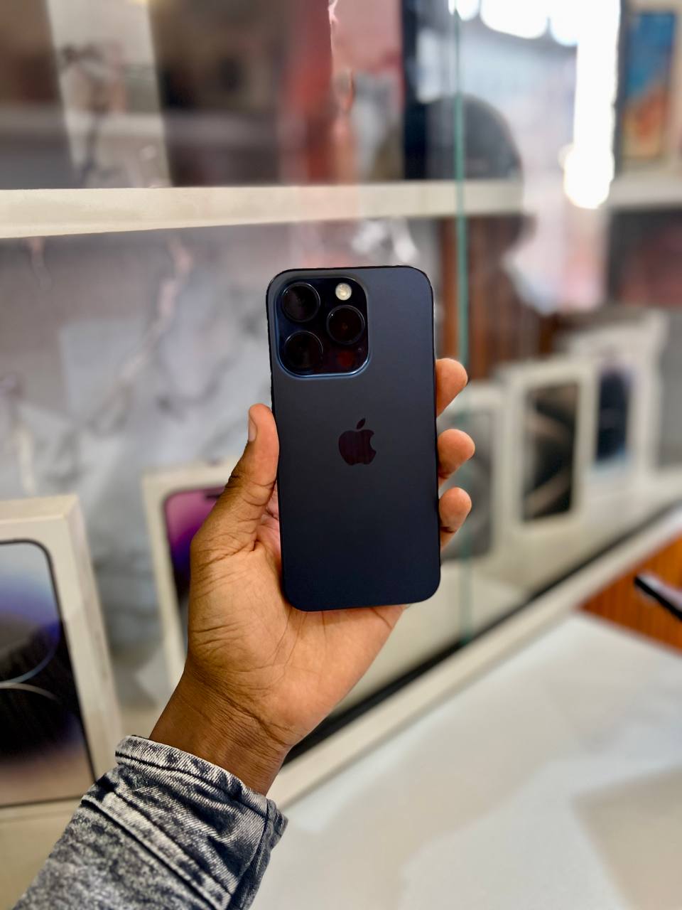 IPHONE 15 PRO DELIVERS A17 PRO SPEED, TITANIUM BUILD, PRO-LEVEL 48MP CAMERA, SMOOTH 120HZ DISPLAY, AND USB-C — BUILT FOR PERFORMANCE AND PREMIUM EVERYDAY USE.