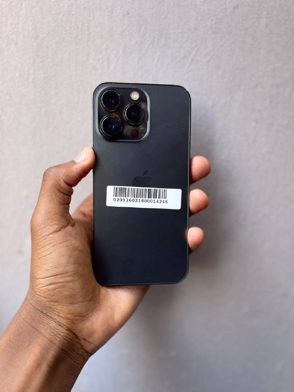 IPHONE 13 Pro IN EXCELLENT CONDITION, FULLY FUNCTIONAL WITH STRONG PERFORMANCE AND PREMIUM BUILD; MINOR BLACK SPOT ON SCREEN THAT DOES NOT AFFECT USABILITY OR OVERALL EXPERIENCE