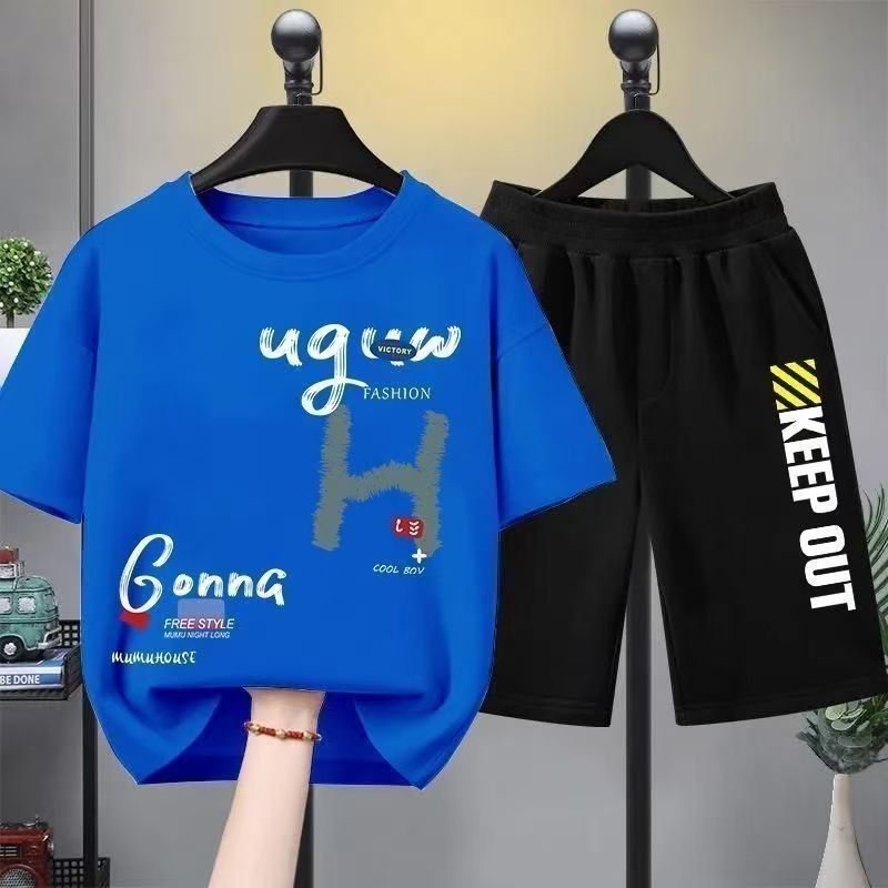 Handsome boy's clothing set with printed style two-piece set summer versatile and fashionable outerwear set boys' top short sleeved casual shorts set