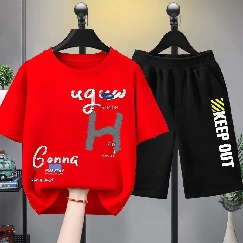 Handsome boy's clothing set with printed style two-piece set summer versatile and fashionable outerwear set boys' top short sleeved casual shorts set