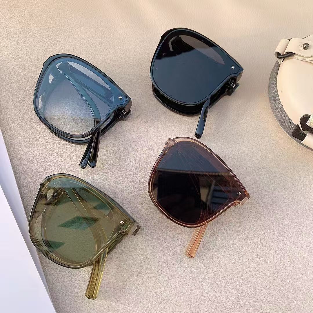Popular anti-ultraviolet sunglasses ins net red tide folding sunglasses