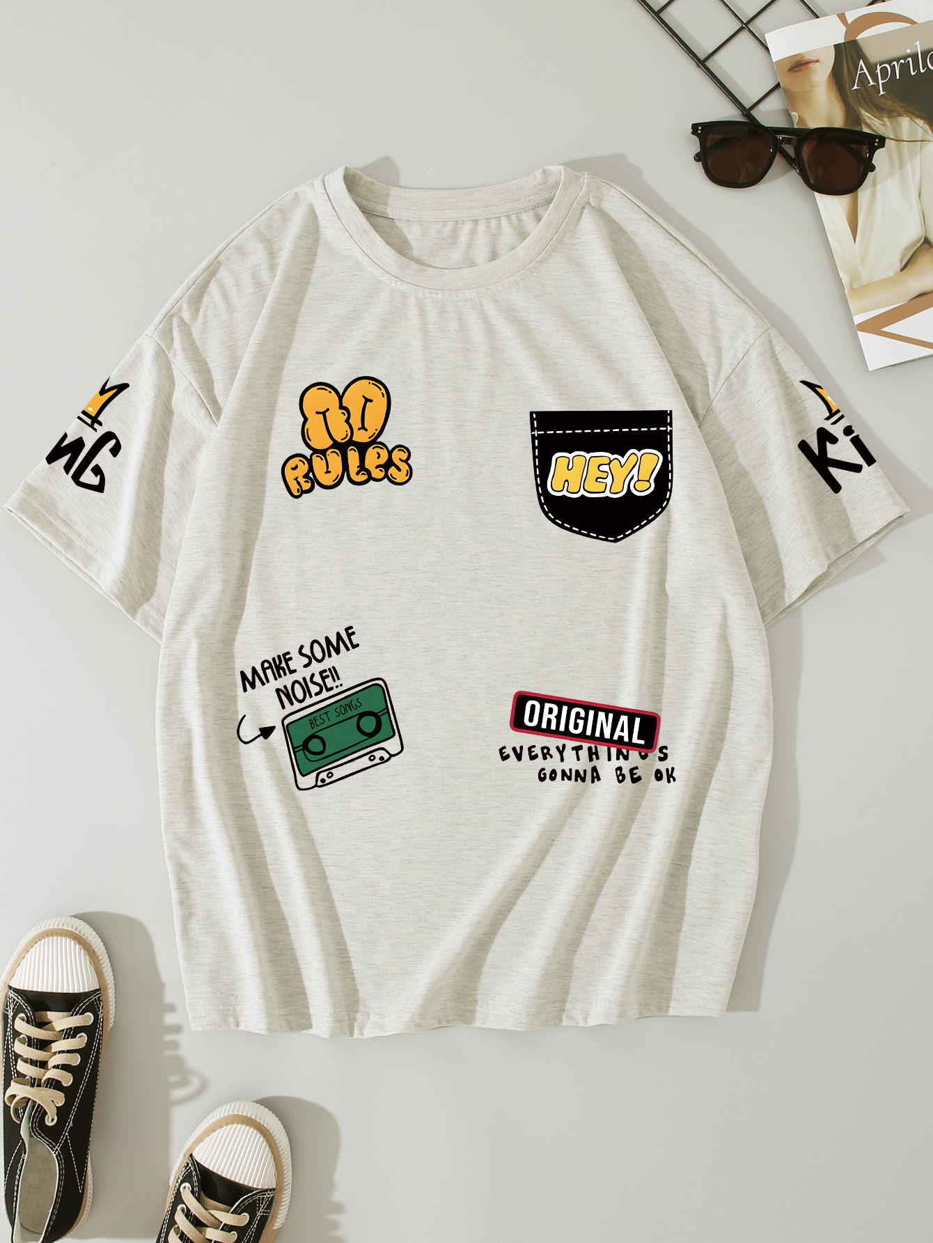 Vintage 90s Retro Graphic T-Shirt for  Women Loose  Crew Neck Casual Tee with Music Cassette King Print, Loose Fit Streetwear Top Relaxed Fit T-Shirt