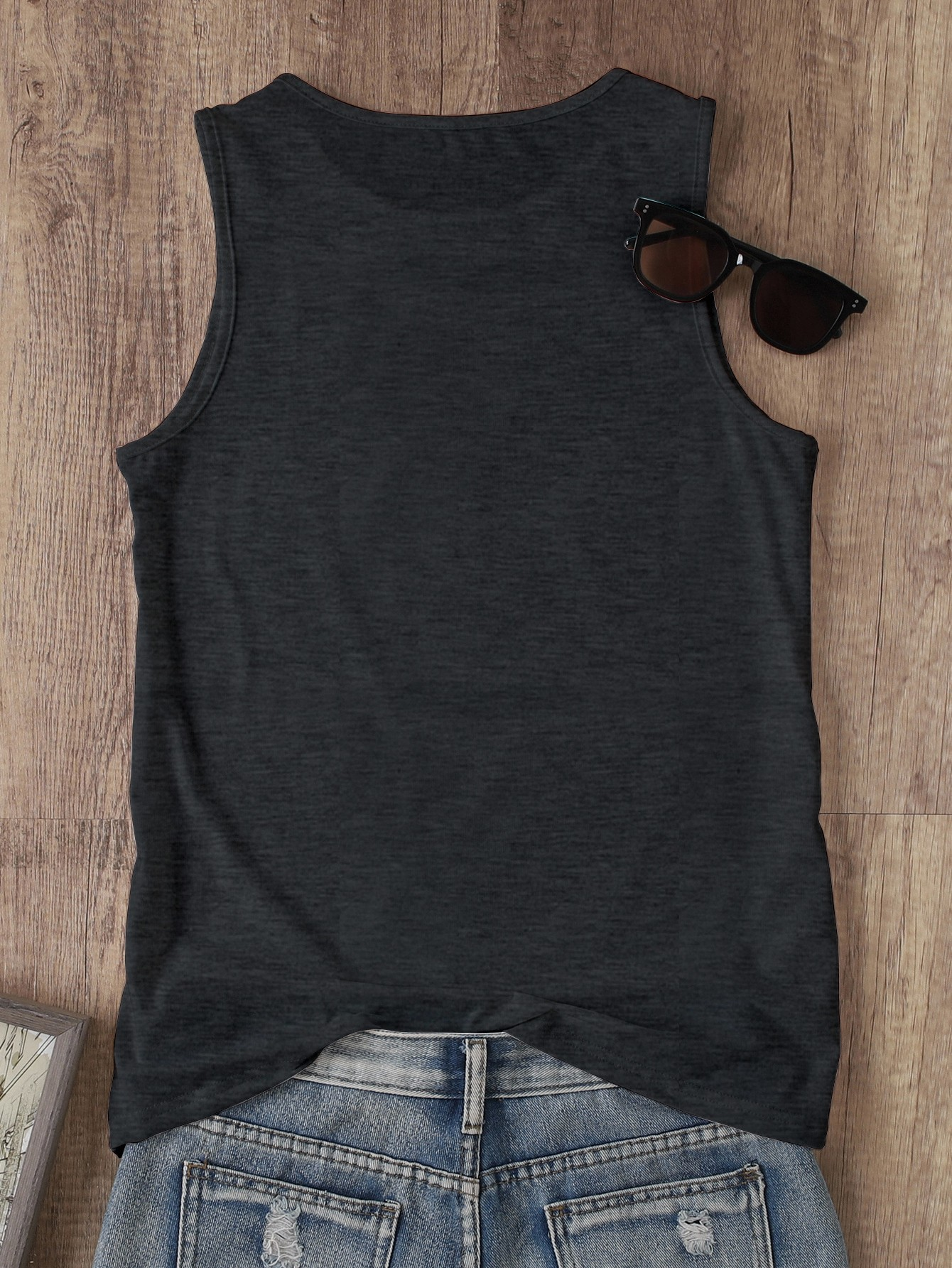 Vintage Wildflower Botanical Print Tank Top for Women - Casual Sleeveless Crew Neck Aesthetic Floral Graphic Tee, Dark Grey  Plus Size Tank Top