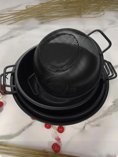 Colander kitchen stainless mesh baskets with handle for draining and straining, vegetables, fruits, rice quickly.