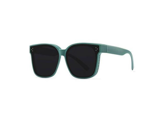 ShadowLuxe Stylish Oversized Black Sunglasses for Women - UV Protection, Trendy Fashion Accessories sunglasses featuring high-quality lenses that effectively block UVA and UVB rays,