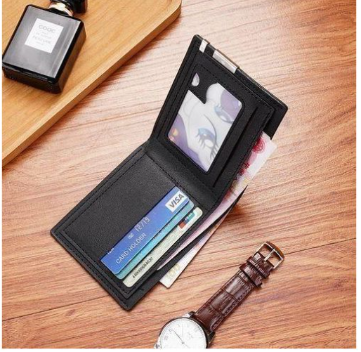 STY Men Alligator Pattern Billfold Business Wallets Horizontal Credit Card Holder  made of PU, a synthetic material that is highly wear-resistant and durable, while also being easy to clean