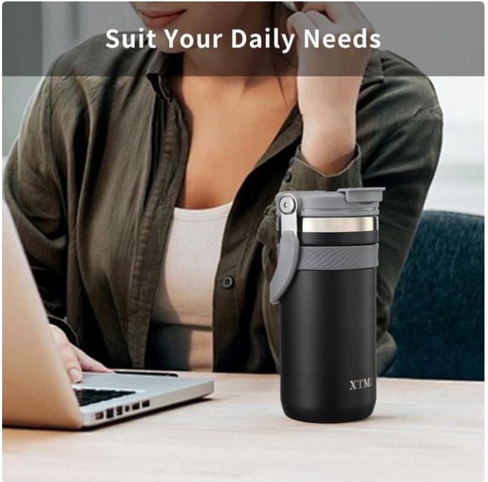 Travel Mug Tumbler With Straw Lid And Handle 550ML Travel Coffee Mug Portable Vacuum Stainless Steel Reusable Insulated Thermos Flask For Hot & Cold Drinks/Coffee/Tea/Beer (Olive Green)